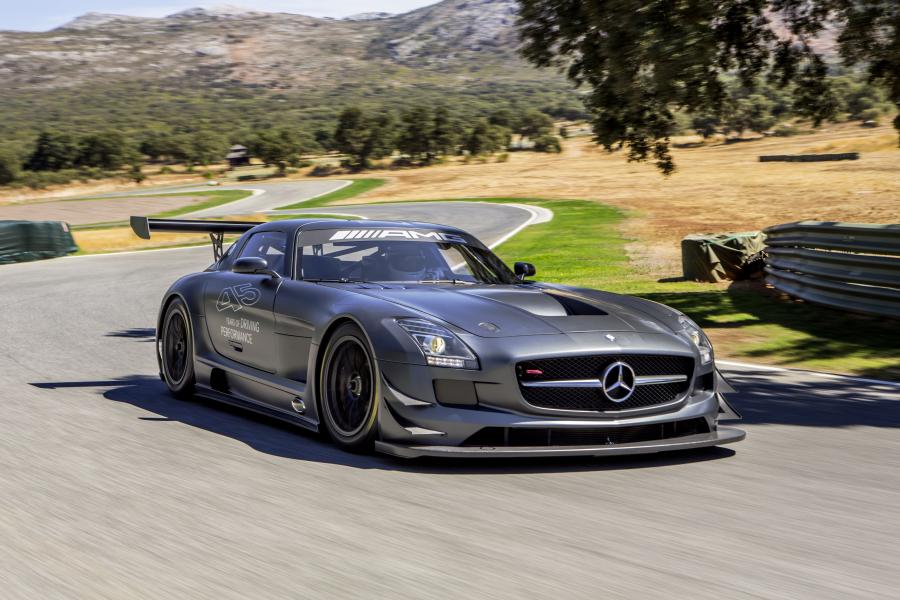  Mercedes-Benz SLS AMG GT3 45th Anniversary 2012 года  (фото 23 из 30)